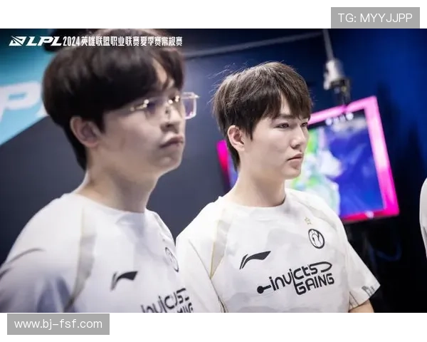 《全球电竞赛事火热进行中 各大战队竞技状态逐渐显现》 《全球电竞赛事火热进行中 各大战队竞技状态逐渐显现》