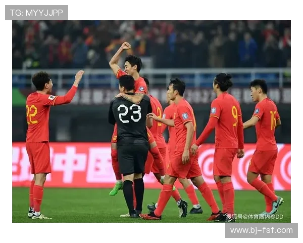 国足新帅上任首战告捷引爆球迷热情全场沸腾迎来复苏希望新篇章时