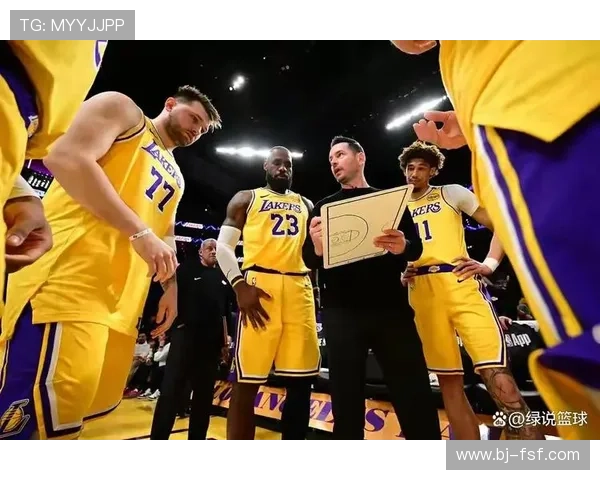 詹姆斯再创里程碑率湖人逆转强敌年轻球员爆发助球队重返西部前六
